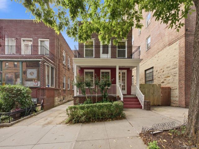 [Kingsbridge Real Estate, listing number 7326280]