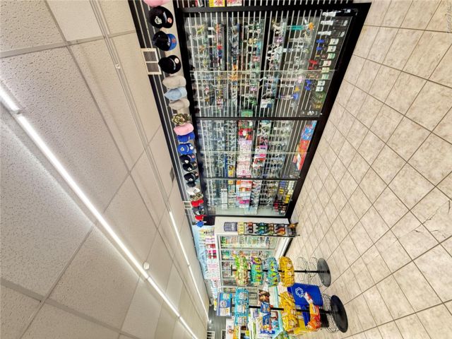 [PHOTO]