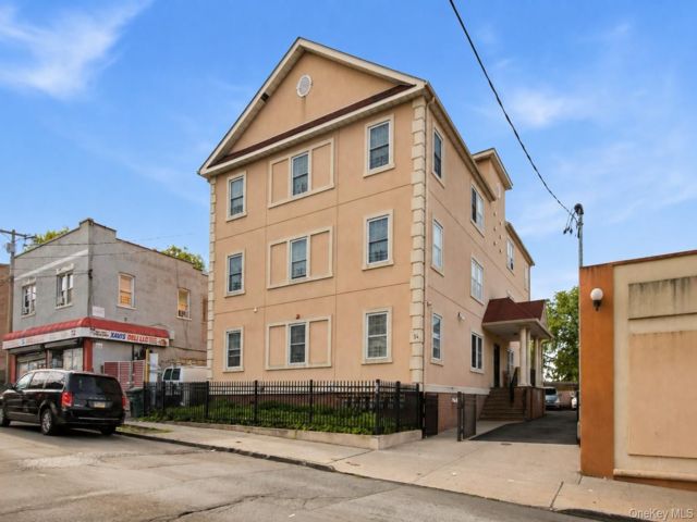 Studio,  0.00 BTH &nbsp;House style home in Mount Vernon