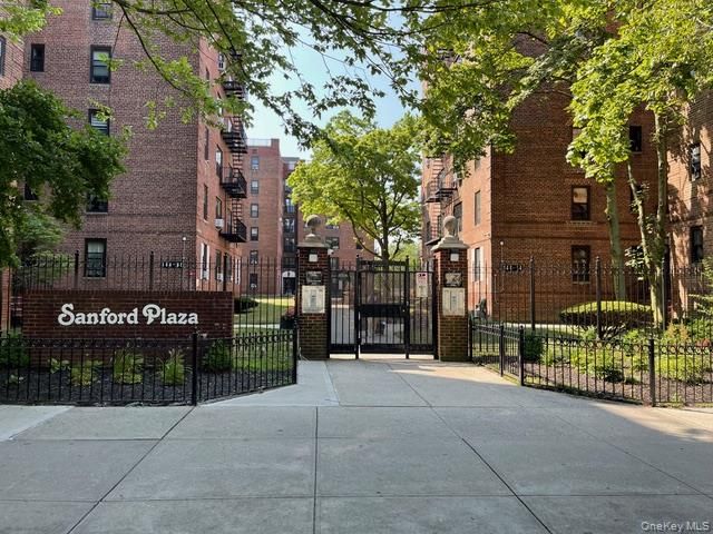  1 BR,  1.00 BTH &nbsp;Other style home in Flushing