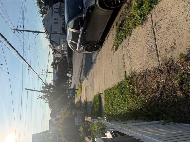 [PHOTO]