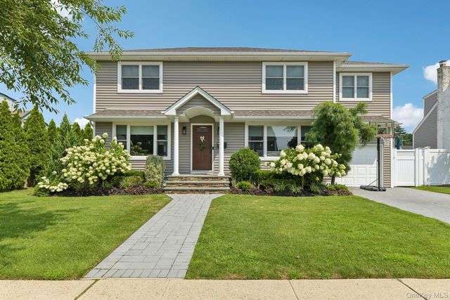 [Franklin Square Real Estate, listing number 7327239]