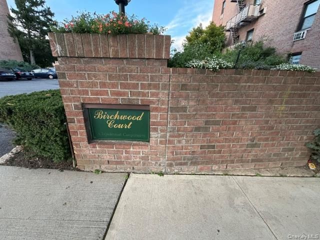 Studio,  1.00 BTH &nbsp;Garden style home in Mineola