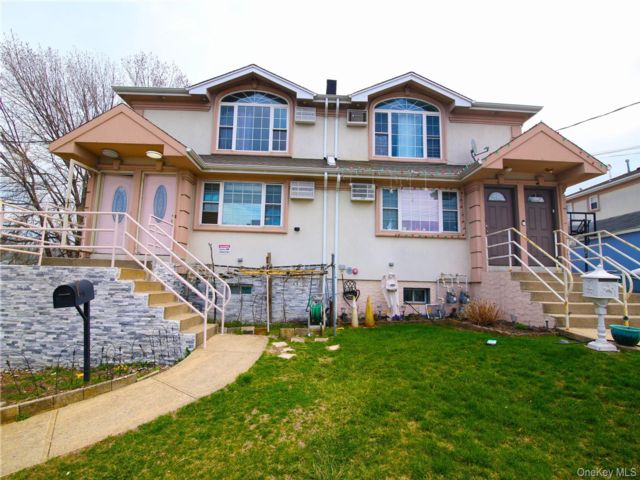 [Howard Beach Real Estate, listing number 7327489]