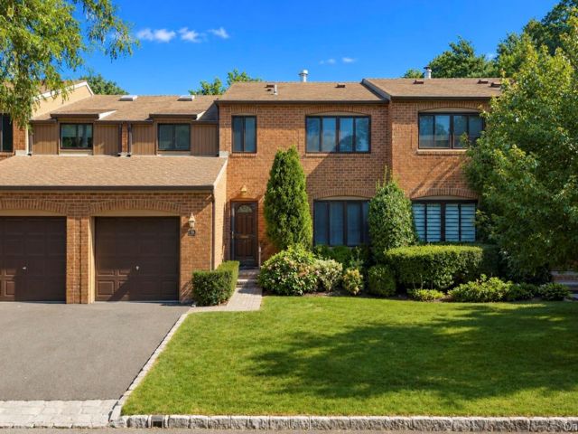 [New Hyde Park Real Estate, listing number 7327535]