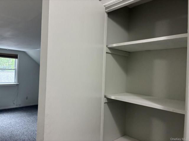 [PHOTO]