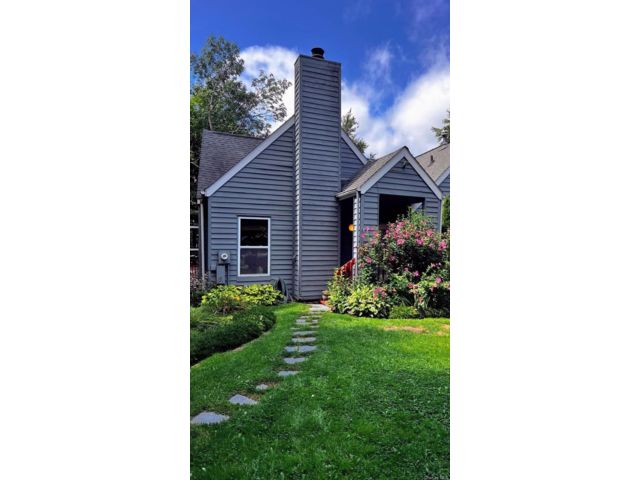 [Woodridge Real Estate, listing number 7328026]