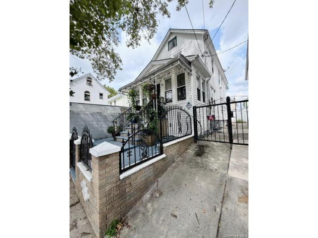  3 BR,  2.00 BTH &nbsp;Other style home in Richmond Hill