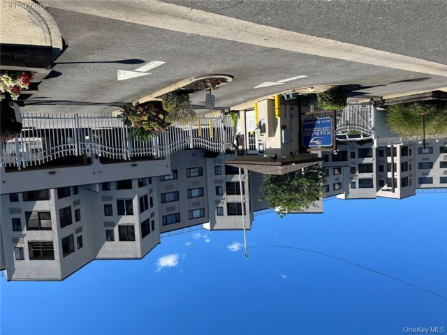  1 BR,  1.00 BTH &nbsp;Condo style home in Freeport