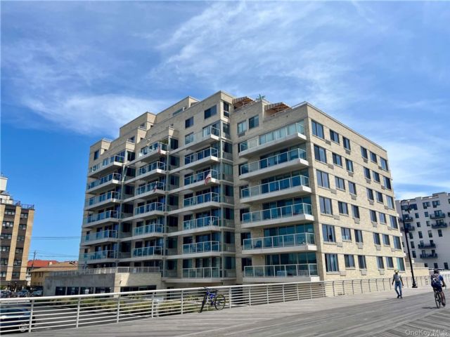 [Long Beach Real Estate, listing number 7328912]