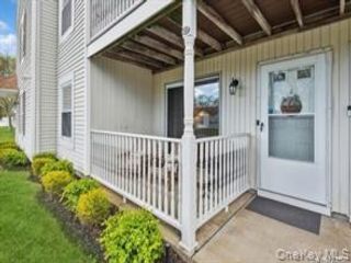 [Middle Island Real Estate, listing number 7329385]