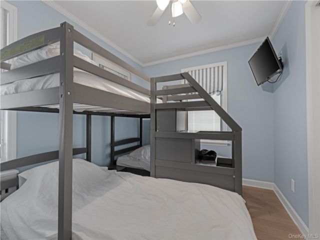  3 BR,  2.00 BTH &nbsp;Contemporary style home in East Atlantic Beach