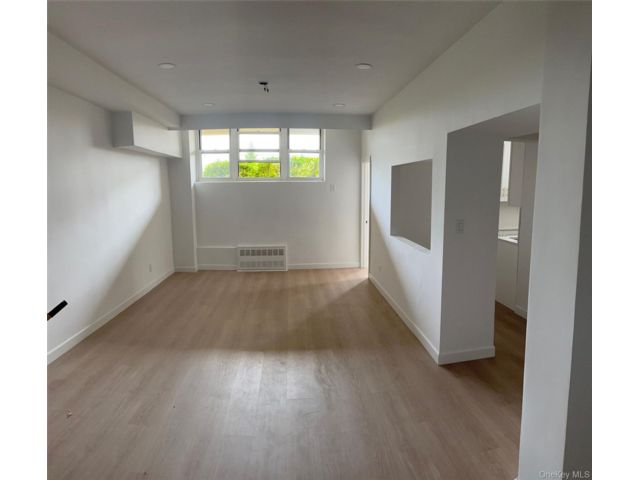 [Rockaway Park Real Estate, listing number 7332608]