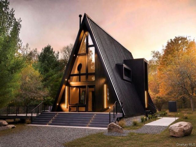  3 BR,  3.00 BTH &nbsp;A-frame style home in Cochecton