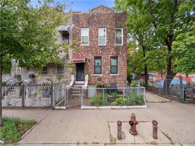 [Cornell Real Estate, listing number 7332731]