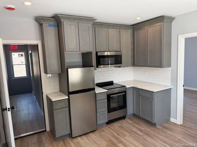  1 BR,  1.00 BTH &nbsp;Other style home in Kings Park