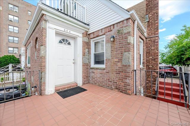 [Long Beach Real Estate, listing number 7332841]