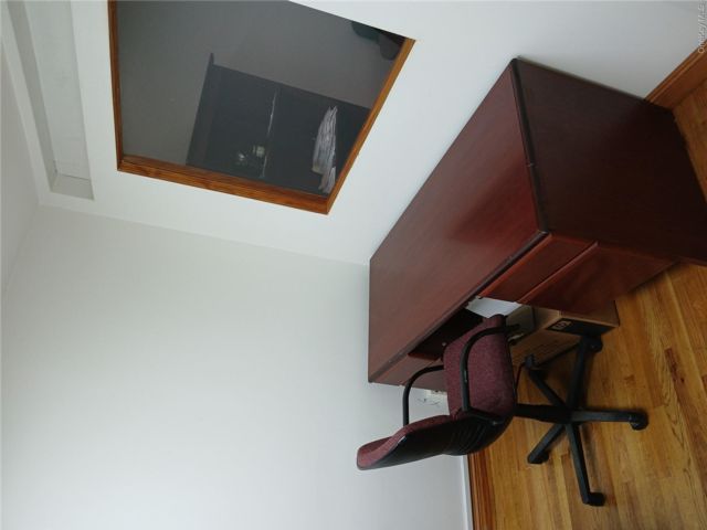 [PHOTO]