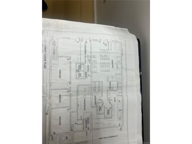 [PHOTO]