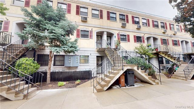  2 BR,  1.00 BTH &nbsp;Garden style home in Cornell