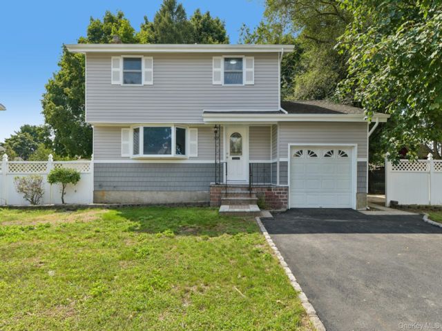 [Brentwood Real Estate, listing number 7333921]