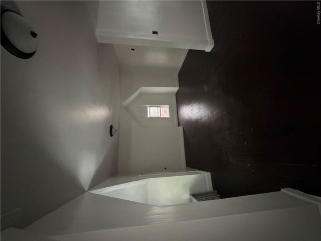 [PHOTO]