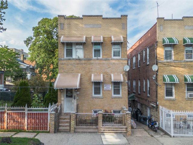 Studio,  0.00 BTH &nbsp;House style home in Woodlawn