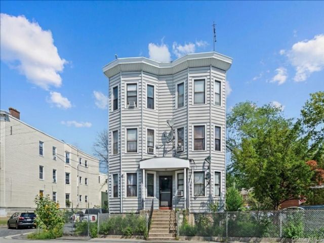 Studio,  0.00 BTH &nbsp;House style home in Yonkers