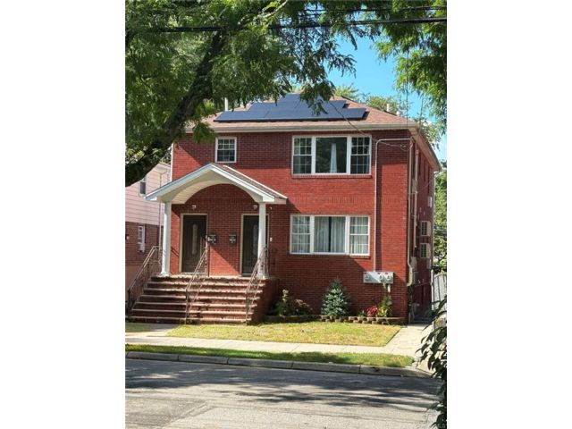  6 BR,  4.00 BTH &nbsp;Hi ranch style home in Rosedale