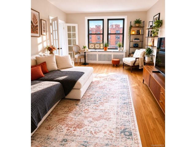 [PHOTO]