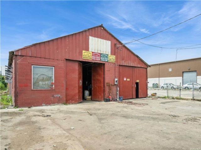 Studio,  0.00 BTH &nbsp;House style home in Oceanside