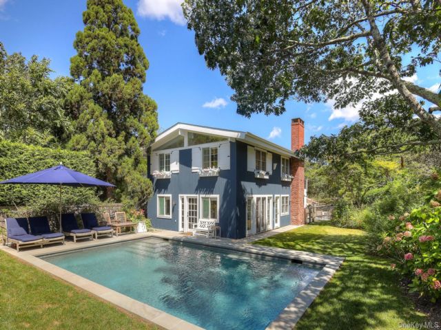  3 BR,  2.00 BTH &nbsp;Cottage style home in Amagansett