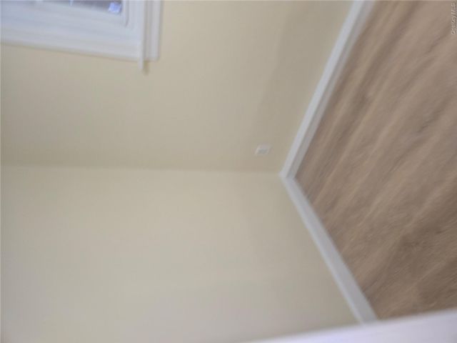 [PHOTO]