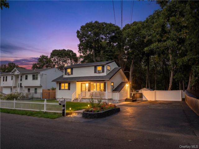 [Coram Real Estate, listing number 7335315]