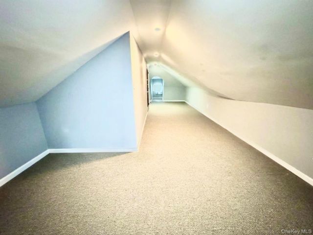[PHOTO]