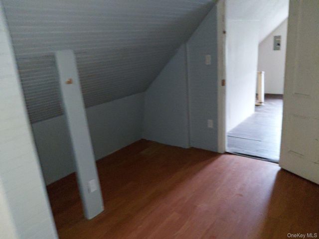 [PHOTO]