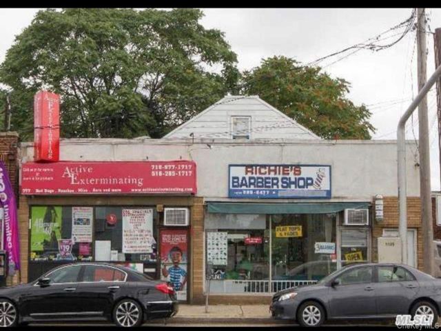 Studio,  0.00 BTH &nbsp;Commercial style home in Valley Stream