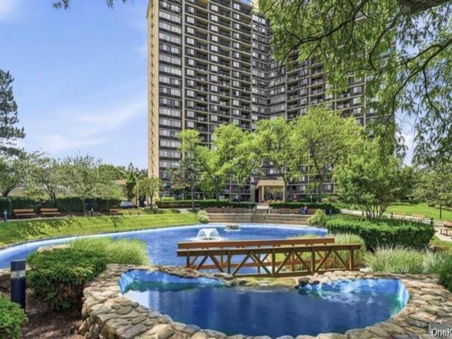  1 BR,  1.00 BTH &nbsp;Other style home in Bayside