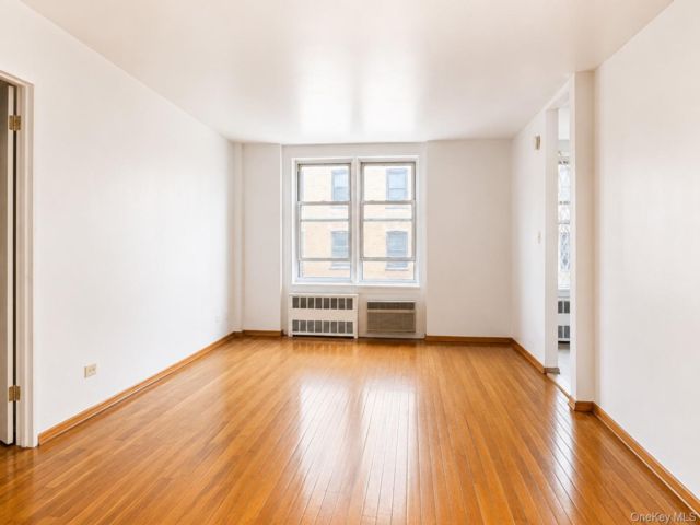 [Parkchester Real Estate, listing number 7335508]