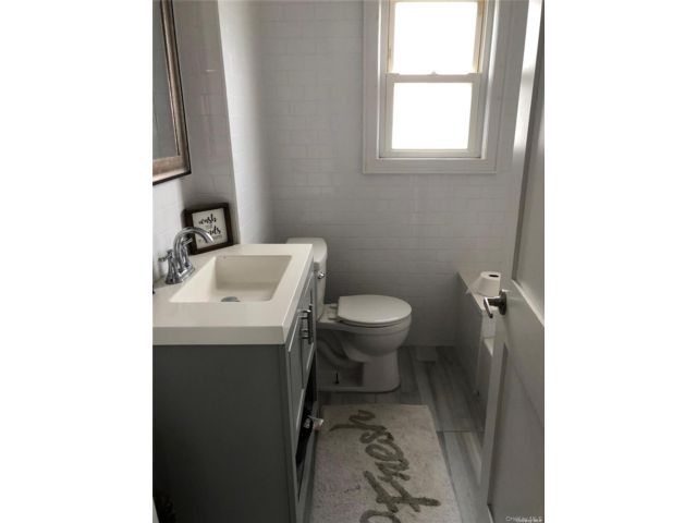 [PHOTO]