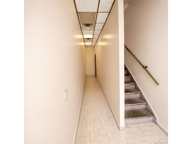 [PHOTO]
