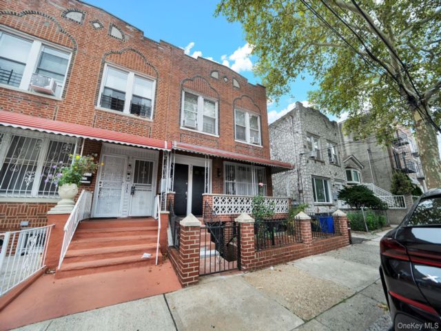  3 BR,  1.00 BTH &nbsp;Other style home in East Flatbush