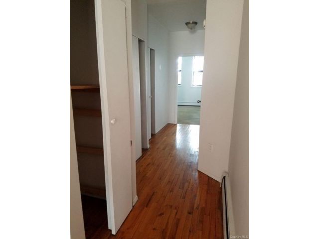 [PHOTO]