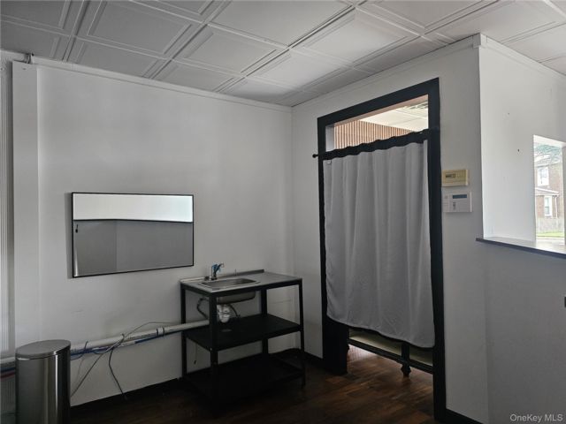 [PHOTO]