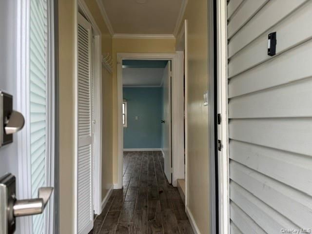 4 BR,  2.00 BTH &nbsp;Exp cape style home in Levittown