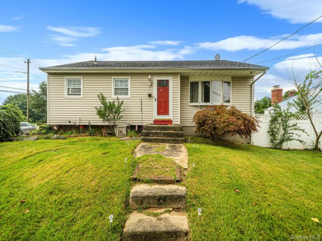 [Babylon Real Estate, listing number 7336078]