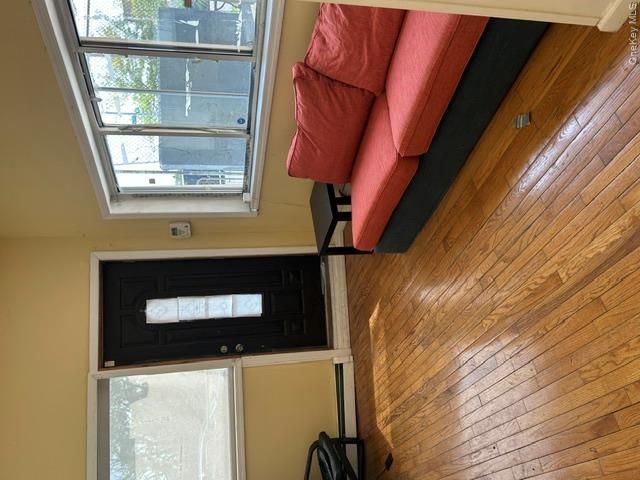Studio,  1.00 BTH &nbsp;Includes legal  style home in East Elmhurst