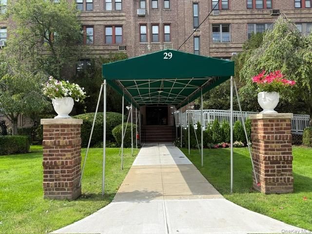  1 BR,  1.00 BTH &nbsp;Other style home in Woodmere