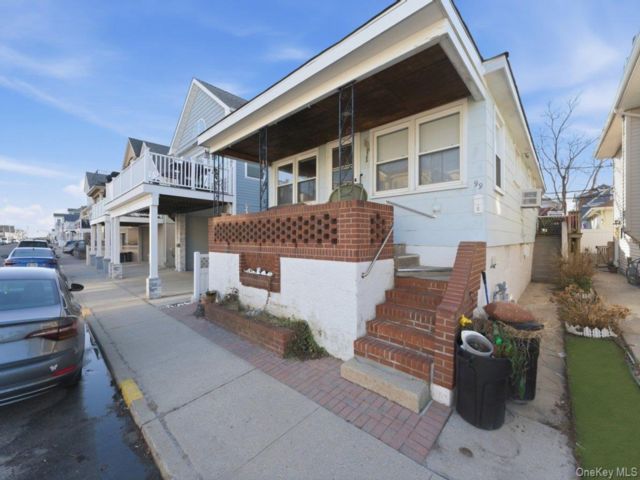 [Long Beach Real Estate, listing number 7336542]