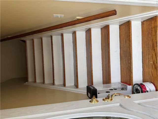  3 BR,  2.00 BTH &nbsp;Hi ranch style home in Rosedale